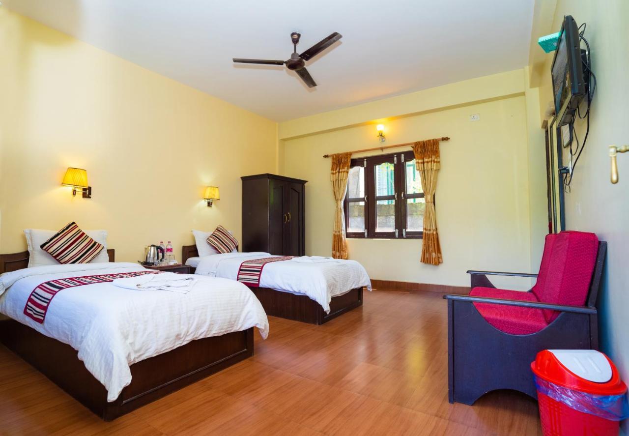 Butterfly Lodge Похара Екстериор снимка